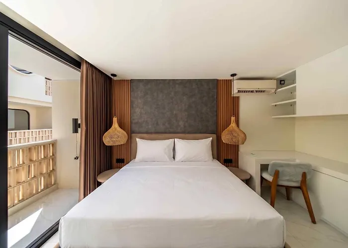 Salt Lofts 3*